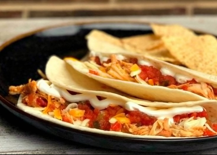 Slow cooker ranch chicken tacos