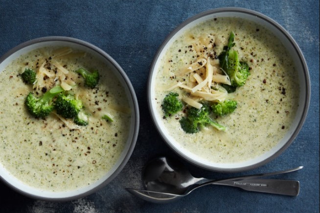Quien Broccoli & Cheese Soup